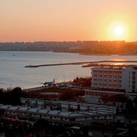 Eser Premium Hotel & Spa Büyükçekmece Eksteriør bilde Sunset over the Gulf of Chania