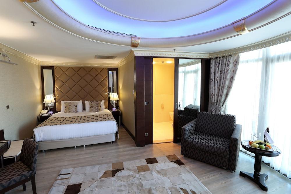 Eser Premium Hotel & Spa Büyükçekmece Eksteriør bilde Suite