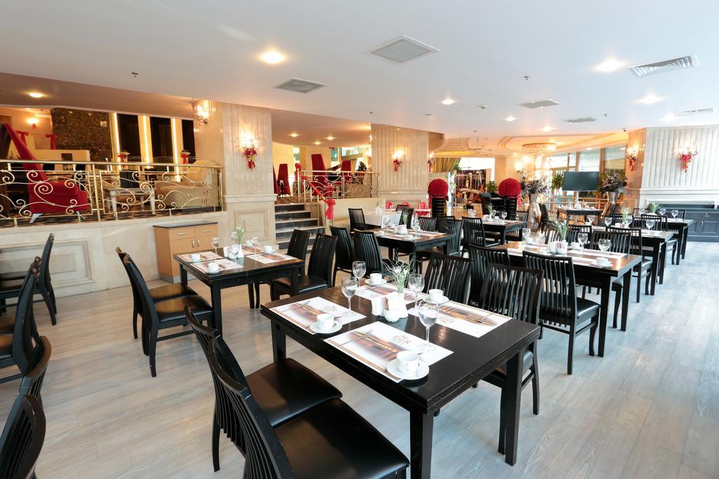 Eser Premium Hotel & Spa Büyükçekmece Eksteriør bilde The restaurant