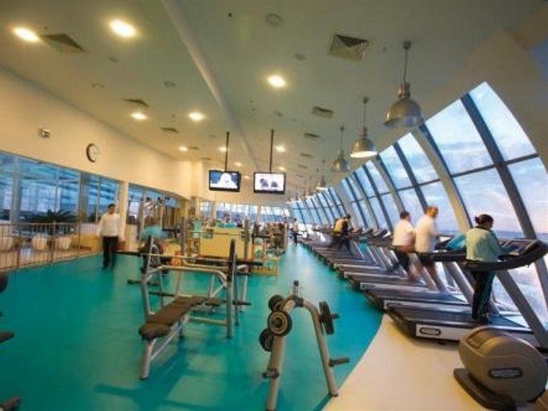 Eser Premium Hotel & Spa Büyükçekmece Eksteriør bilde The gym at the University of Nottingham Malaysia Campus