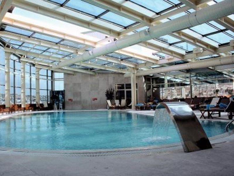 Eser Premium Hotel & Spa Büyükçekmece Eksteriør bilde The pool at the 360° Club