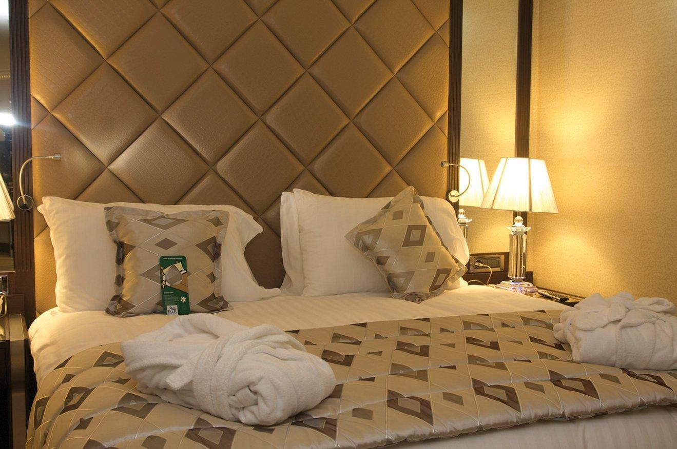 Eser Premium Hotel & Spa Büyükçekmece Rom bilde A bedroom at the hotel