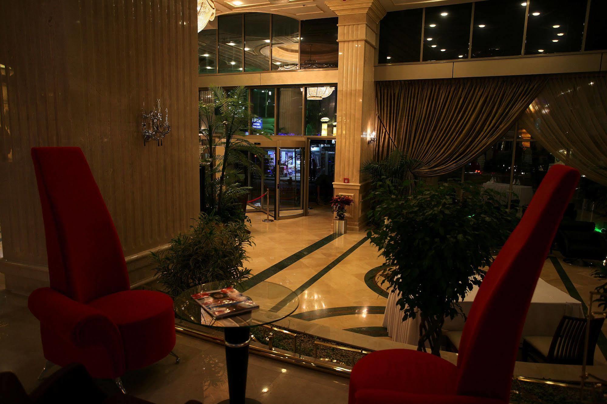 Eser Premium Hotel & Spa Büyükçekmece Eksteriør bilde Lobby