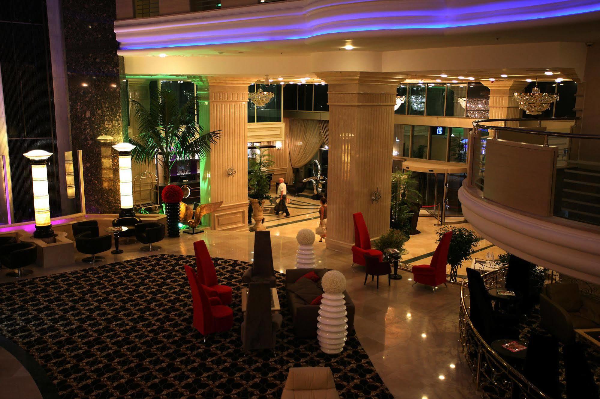 Eser Premium Hotel & Spa Büyükçekmece Eksteriør bilde Lobby